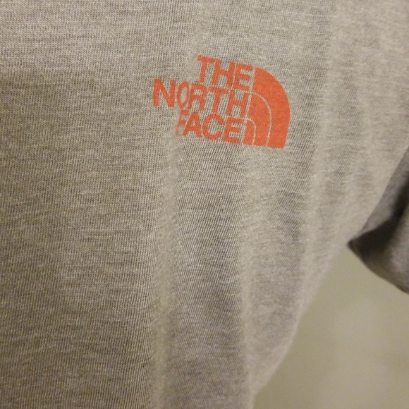 NWT The North Face tee - Picture 4 of 7